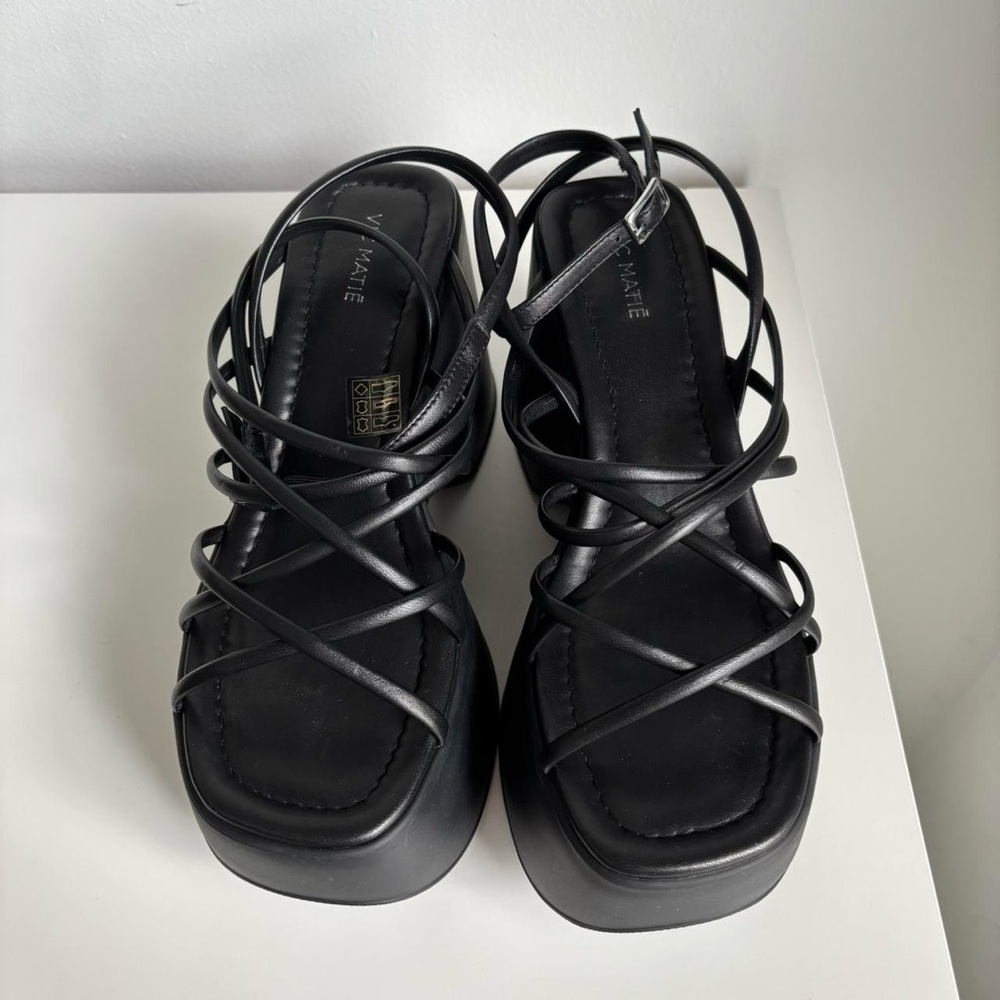 Vic Matie Chunky Leather Strappy Black Platform Shoes